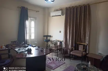 Apartment - 2 Bedrooms - 1 Bathroom for sale in Dr Ismail Wahbi St. - 10th Zone - Nasr City - Cairo