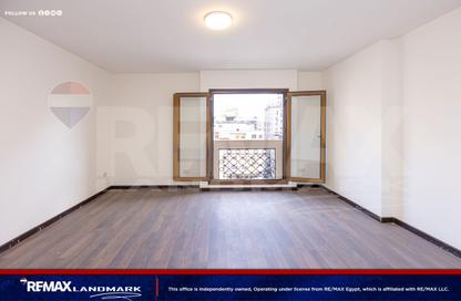 Apartment - 3 - 3 for sale in Abdel Salam Aref St. - Laurent - Hay Sharq - Alexandria