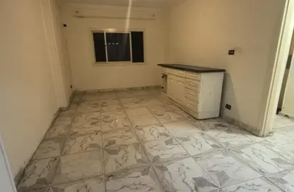 Apartment - 2 Bedrooms - 1 Bathroom for sale in Omar Ibn Al Khattab St. - Almazah - Heliopolis - Masr El Gedida - Cairo
