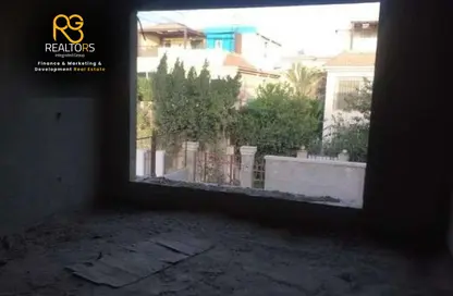 فيلا - 4 غرف نوم - 5 حمامات للبيع في زايد 2000 - الحي الرابع - الشيخ زايد - الجيزة
