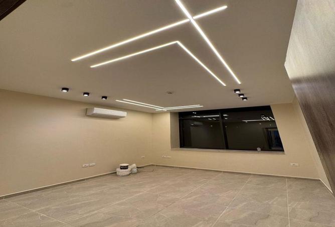 61694828 - Property Main Image