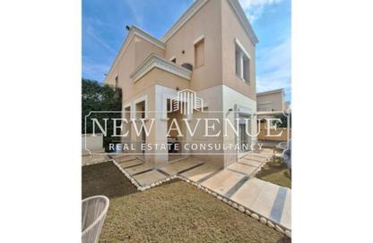 Villa - 4 Bedrooms - 2 Bathrooms for sale in Mivida - 5th Settlement Compounds - The 5th Settlement - New Cairo City - Cairo