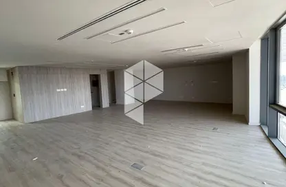 مساحات مكتبية - 4 غرف نوم - 1 حمام للايجار في يو فينوس - التجمع الاول - مدينة القاهرة الجديدة - القاهرة