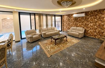 Apartment - 2 Bedrooms - 2 Bathrooms for rent in Doctor Ali Mosharafa St. - Al Narges 6 - Al Narges - New Cairo City - Cairo