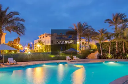 تاون هاوس - 3 غرف نوم - 3 حمامات للبيع في الباتيو 5 ايست - الباتيو - كمبوندات الشروق - مدينة الشروق - القاهرة