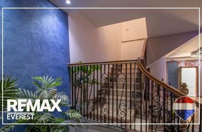Apartment - 4 Bedrooms - 3 Bathrooms for sale in 10th District - Sheikh Zayed City - Giza