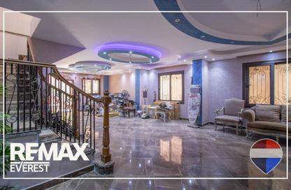 Apartment - 4 Bedrooms - 3 Bathrooms for sale in 10th District - Sheikh Zayed City - Giza