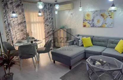 شقة - 2 غرف نوم - 1 حمام للبيع في B7 - مدينتي - القاهرة