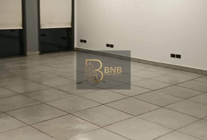 99104783 - Property Image 3