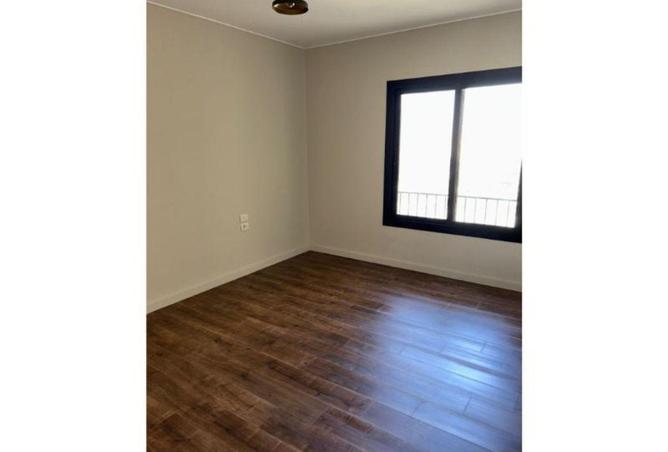 8582724 - Property Image 3