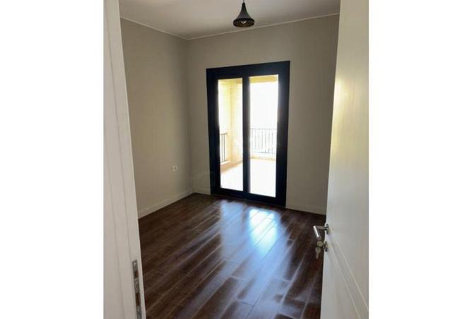 8582724 - Property Image 2