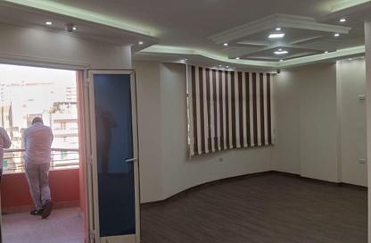 Office Space - Studio - 2 Bathrooms for rent in Al Nozha St. - Ard El Golf - Heliopolis - Masr El Gedida - Cairo