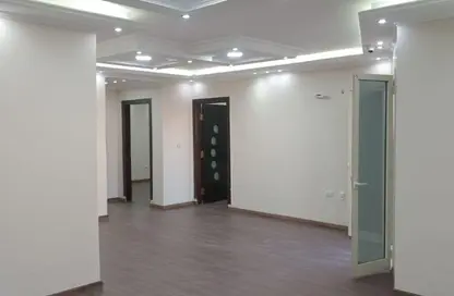 Office Space - Studio - 2 Bathrooms for rent in Al Nozha St. - Ard El Golf - Heliopolis - Masr El Gedida - Cairo