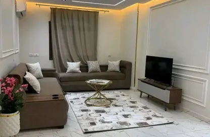 Apartment - 2 Bedrooms - 2 Bathrooms for rent in Al Mehwar Al Markazi - 1st District - 6 October City - Giza