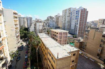 Apartment - 5 Bedrooms - 4 Bathrooms for sale in Laurent - Hay Sharq - Alexandria