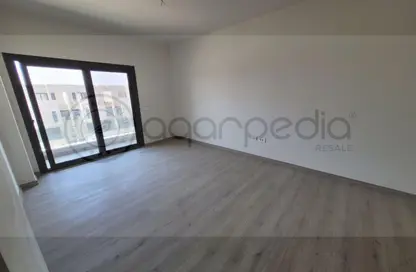 شقة - 3 غرف نوم - 3 حمامات للبيع في كمبوند البروج - كمبوندات الشروق - مدينة الشروق - القاهرة