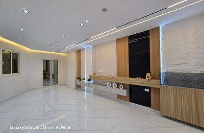 Apartment - 3 Bedrooms - 2 Bathrooms for sale in Gate 4 - Mena - Hadayek El Ahram - Giza