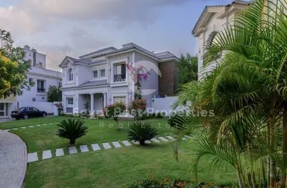 iVilla - 5 Bedrooms - 5 Bathrooms for sale in Mountain View 1.1 - 5th Settlement Compounds - The 5th Settlement - New Cairo City - Cairo