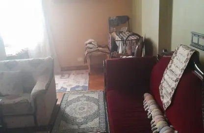 Apartment - 2 Bedrooms - 1 Bathroom for sale in Helmy Hassan Ali St. - 8th Zone - Nasr City - Cairo