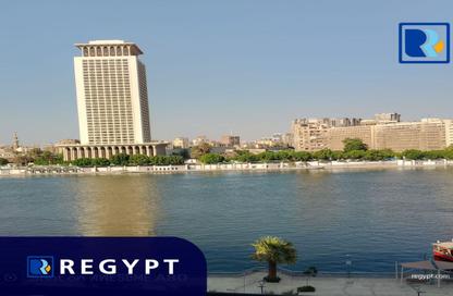 شقة - 2 غرف نوم - 2 حمامات للبيع في شارع الجزيره - الزمالك - القاهرة