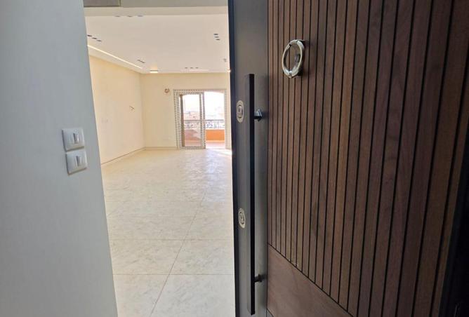 84250628 - Property Image 3