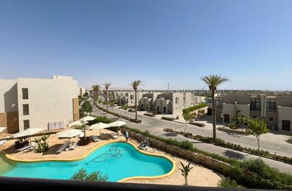 Chalet - 2 Bedrooms - 2 Bathrooms for sale in Azha - Al Ain Al Sokhna - Suez