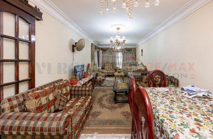 Apartment - 3 Bedrooms - 2 Bathrooms for sale in Camp Chezar - Hay Wasat - Alexandria