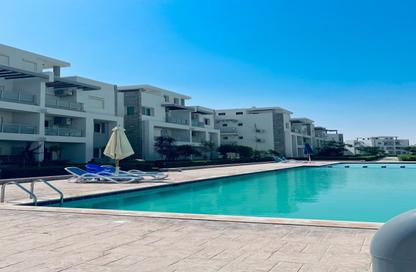 Chalet - 2 Bedrooms - 2 Bathrooms for sale in Aroma Beach - Al Ain Al Sokhna - Suez