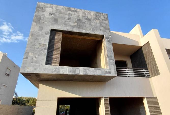 99797576 - Property Image 2