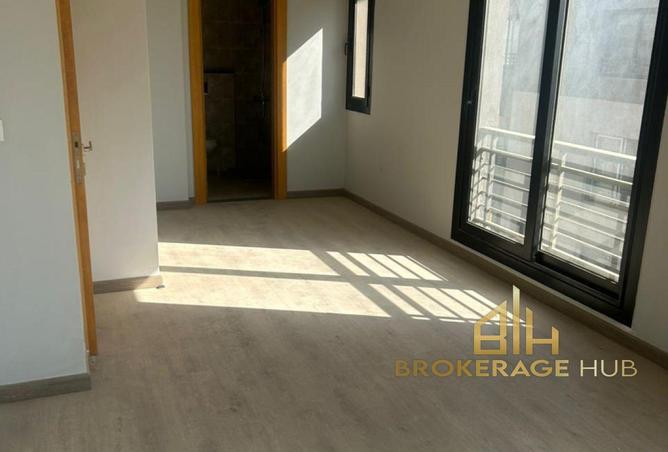 69305915 - صورة العقار 2