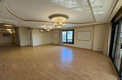 Apartment - 3 Bedrooms - 3 Bathrooms for rent in Al Qamzi Tower II - Heliopolis - Masr El Gedida - Cairo Apartment - 3 Bedrooms - 3 Bathrooms for rent in Al Qamzi Tower II - Heliopolis - Masr El Gedida - Cairo