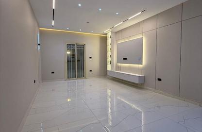 Apartment - 2 Bedrooms - 2 Bathrooms for sale in Gate 4 old - Horus - Hadayek El Ahram - Giza