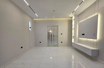 شقة - 2 غرف نوم - 2 حمامات للبيع في البوابة الرابعة القديمة - حورس - حدائق الاهرام - الجيزة