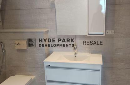 Apartment - 3 Bedrooms - 3 Bathrooms for sale in Centerville - Hyde Park - New Cairo City - Cairo