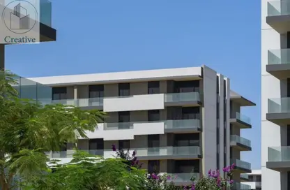 شقة - 3 غرف نوم - 3 حمامات للبيع في كمبوند البروج - كمبوندات الشروق - مدينة الشروق - القاهرة