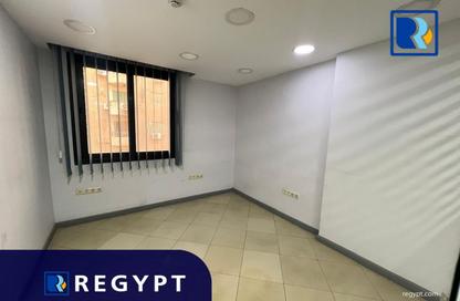 مساحات مكتبية - استوديو - 2 حمامات للايجار في شارع زهراء المعادى - دجلة - حي المعادي - القاهرة مساحات مكتبية - استوديو - 2 حمامات للايجار في شارع زهراء المعادى - دجلة - حي المعادي - القاهرة