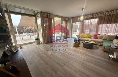 Penthouse - 4 Bedrooms - 5 Bathrooms for sale in Sarayat Al Maadi - Hay El Maadi - Cairo