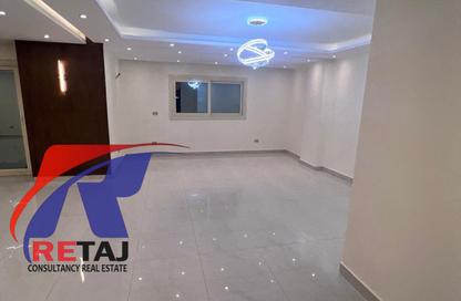 Apartment - 3 Bedrooms - 3 Bathrooms for sale in Mostafa Al Nahas St. - 6th Zone - Nasr City - Cairo