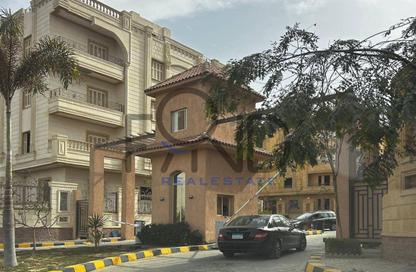 Apartment - 3 Bedrooms - 3 Bathrooms for sale in Grand Cesar - South Investors Area - New Cairo City - Cairo