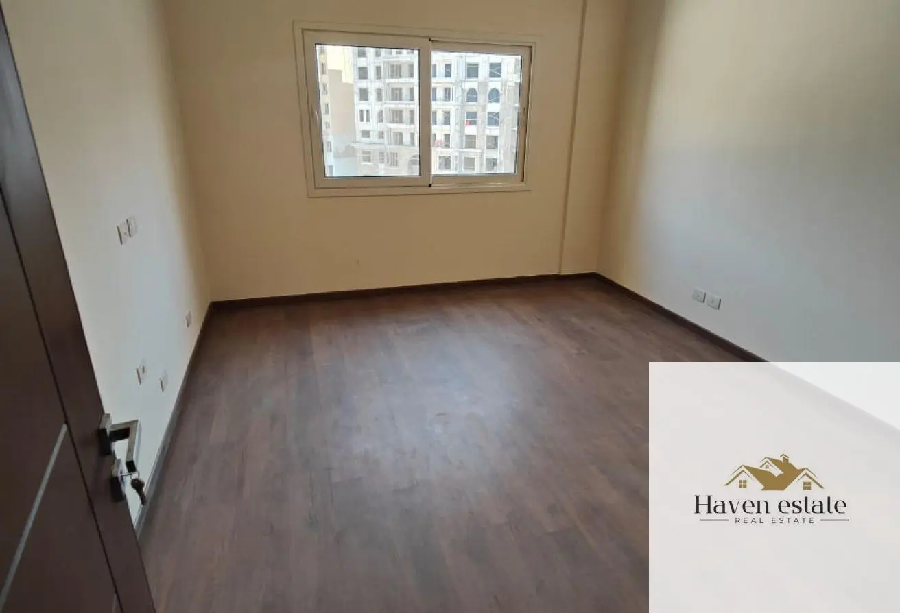 112983017 - Property Main Image