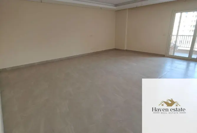 112983017 - Property Image 3