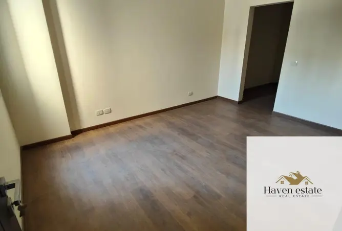112983017 - Property Image 2