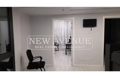 عيادة - 2 غرف نوم - 1 حمام للايجار في اركان بلازا - محور 26 يوليو - الشيخ زايد - الجيزة