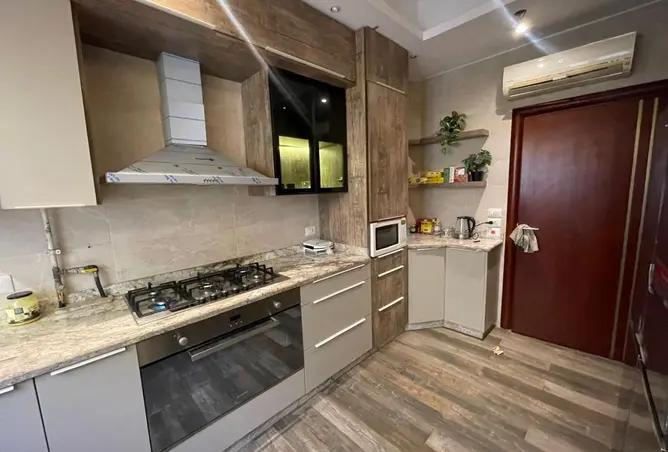 114625302 - Property Image 3