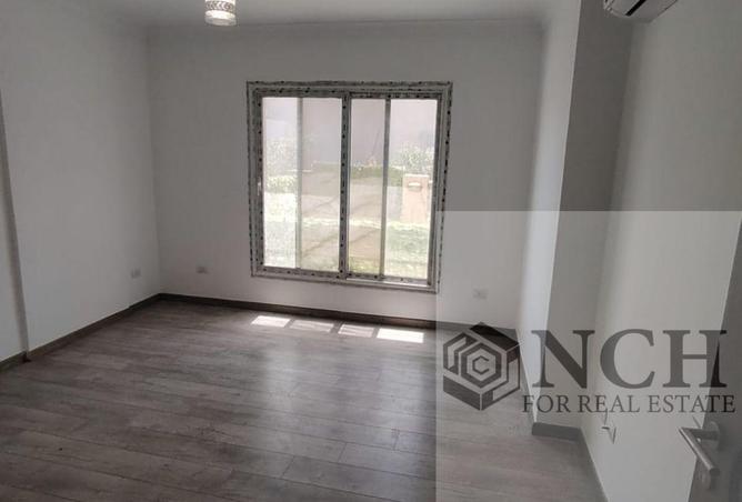 99108608 - Property Image 3