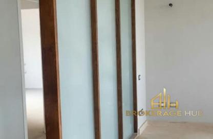 شقة - 2 - 2 للبيع في فيلدج جيت - المستثمرين الجنوبية - مدينة القاهرة الجديدة - القاهرة شقة - 2 - 2 للبيع في فيلدج جيت - المستثمرين الجنوبية - مدينة القاهرة الجديدة - القاهرة