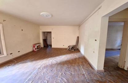 Apartment - 2 Bedrooms - 1 Bathroom for sale in Al Moaskar Al Romani St. - Roushdy - Hay Sharq - Alexandria