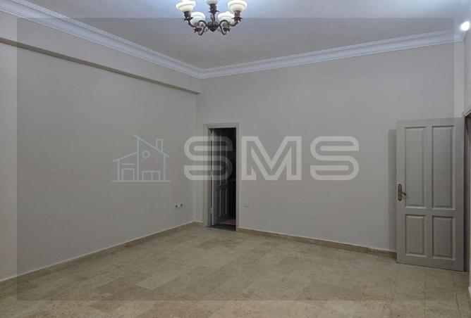 70106971 - Property Image 2