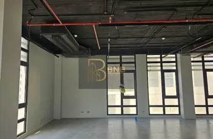 مساحات مكتبية - 4 غرف نوم - 2 حمامات للايجار في ديستريكت 5 - كمبوندات التجمع الخامس - التجمع الخامس - مدينة القاهرة الجديدة - القاهرة