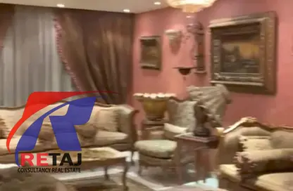 شقة - 3 غرف نوم - 3 حمامات للبيع في شارع ابو داوود الظاهري - المنطقة السادسة - مدينة نصر - القاهرة